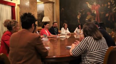 eva granados con el concejal de la roda
