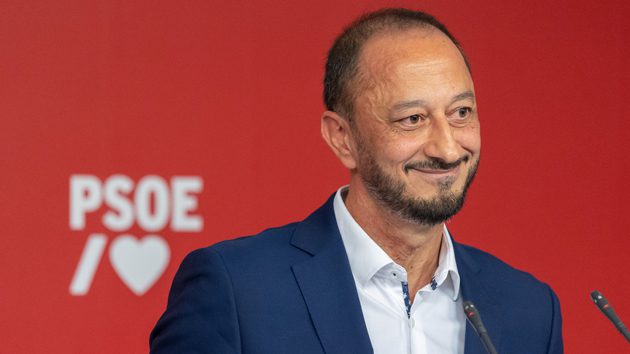 El PSOE llevará a todos los Ayuntamientos de España el gravamen a bancos y eléctricas