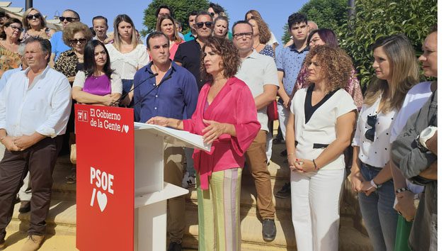 Mª Jesús Montero: Cuando Feijóo dice que es antiguo el debate entre ricos y pobres es porque se junta poco con la gente que apenas llega a fin de mes