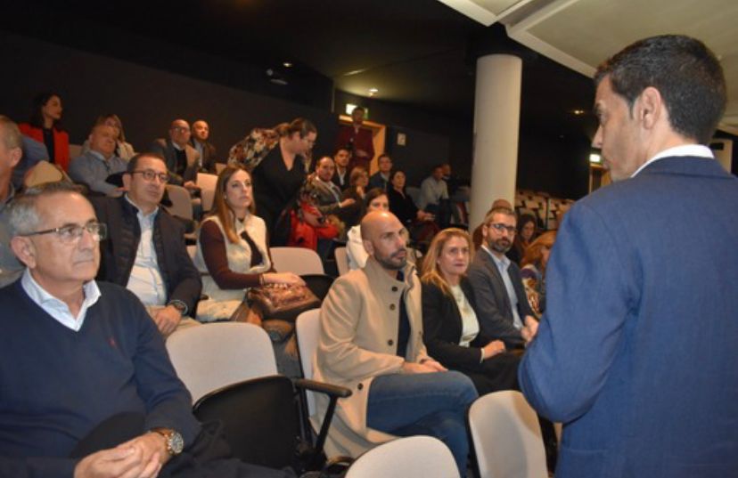 PEDRO LÓPEZ MILÁN, ALCALDE DE LA UNIÓN, ASISTE EN BRUSELAS A UNA JORNADA DE TRABAJO SOBRE FONDOS NEXT GENERATION