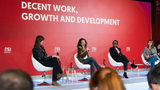 Los socialistas apuestan por un modelo económico que protege a los trabajadores y el Estado del bienestar frente al neoliberalismo excluyente y depredador